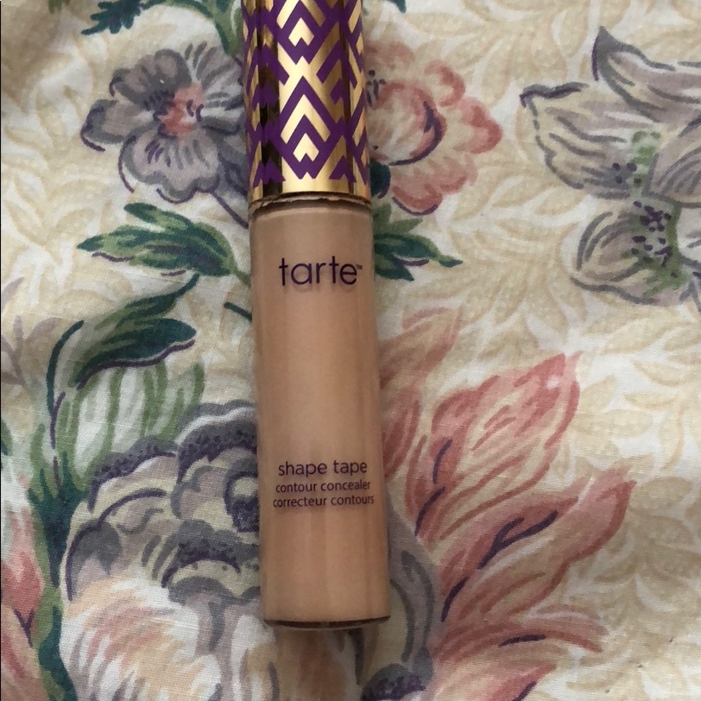 Tarte Shape Tape Concealer in light-medium.